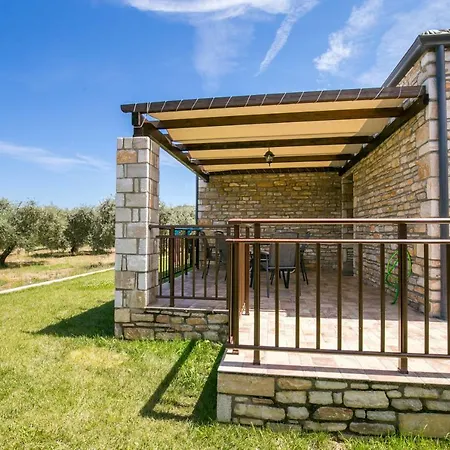 Elaionas Stone דירה סקאלה פוטאמיאס
